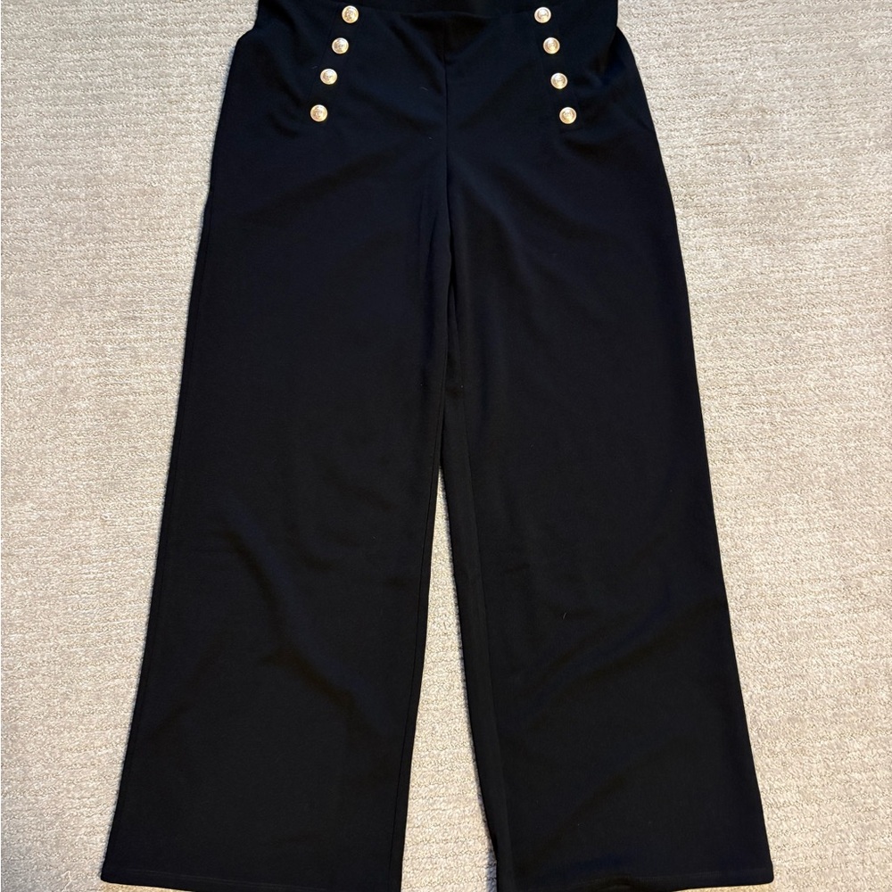 H&M Black Wide-Leg Pants with Button Detail
